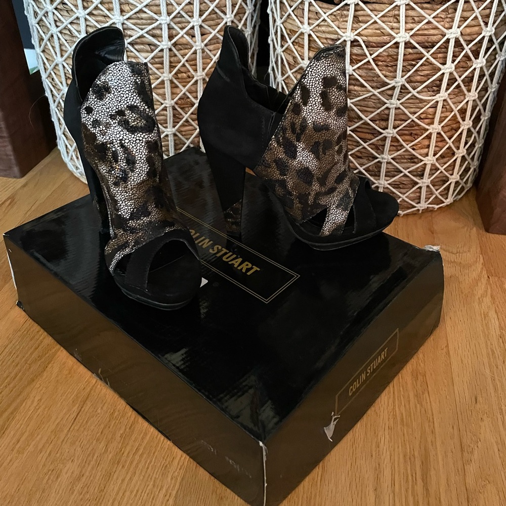 Colin Stuart leopard heels